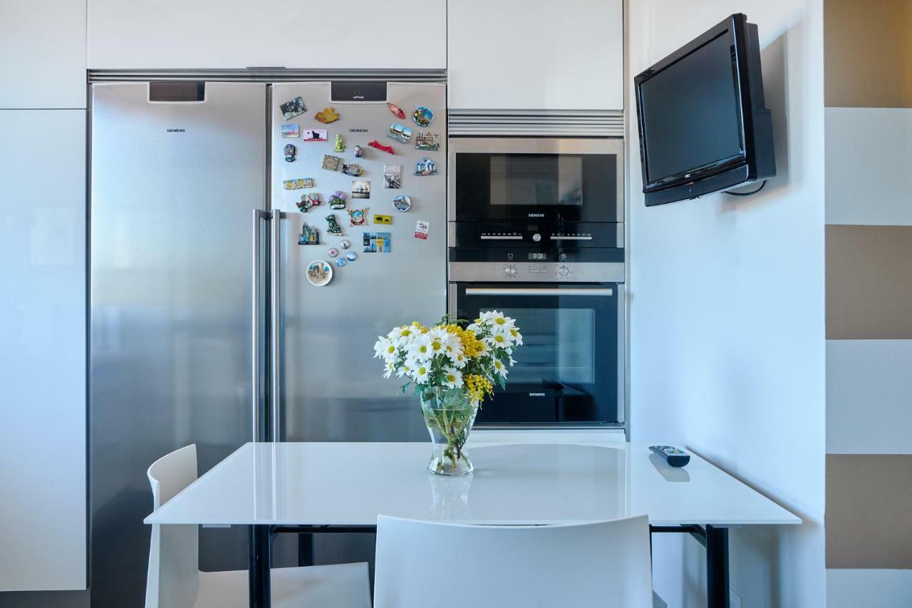Duplex Luminoso Con Vistas En El Centro De Ourenseアパートメント エクステリア 写真